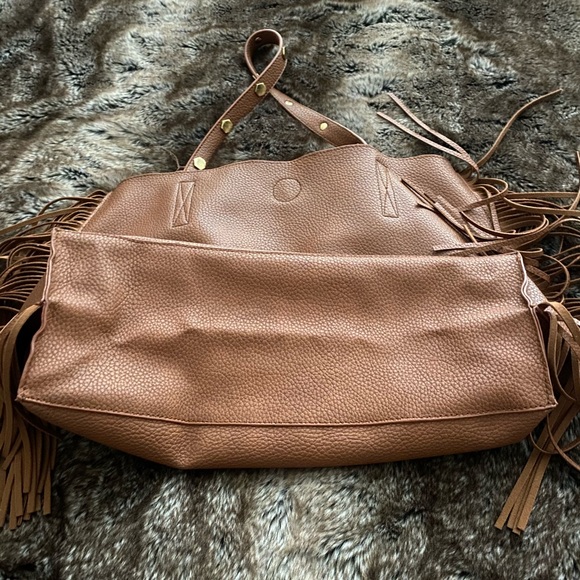 Fringe tote - Picture 6 of 6